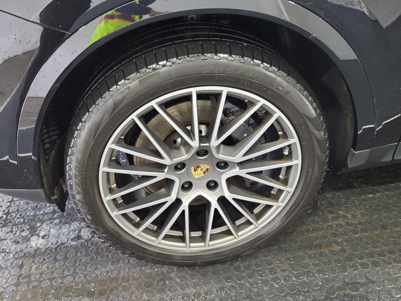 Porsche Cayenne PLATINUM EDITION  CARFAX, снимка 17 - Автомобили и джипове - 53262605