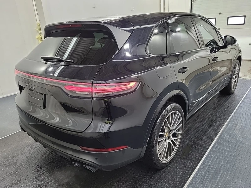 Porsche Cayenne PLATINUM EDITION  CARFAX, снимка 3 - Автомобили и джипове - 53262605