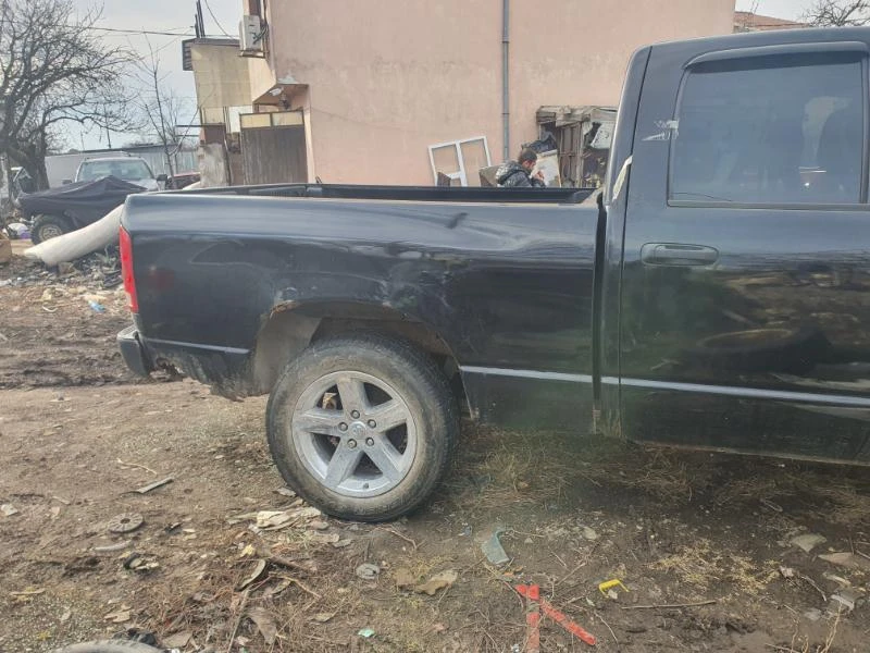 Dodge RAM 1500, снимка 3 - Автомобили и джипове - 46168731