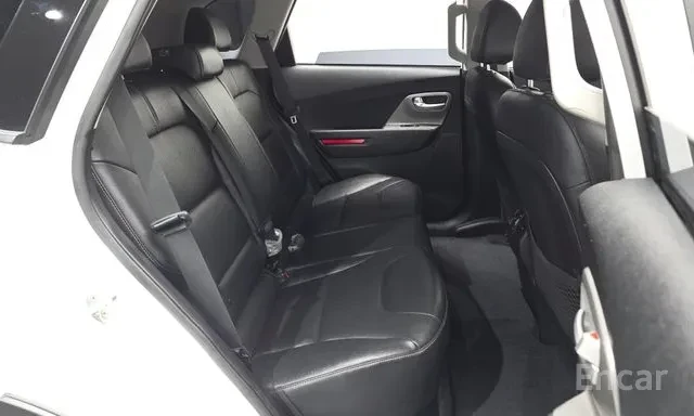 Kia Niro PLUS / ЛИЗИНГ, снимка 12 - Автомобили и джипове - 55345852