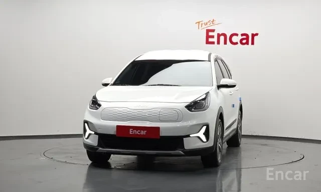 Kia Niro PLUS / ЛИЗИНГ, снимка 3 - Автомобили и джипове - 55345852