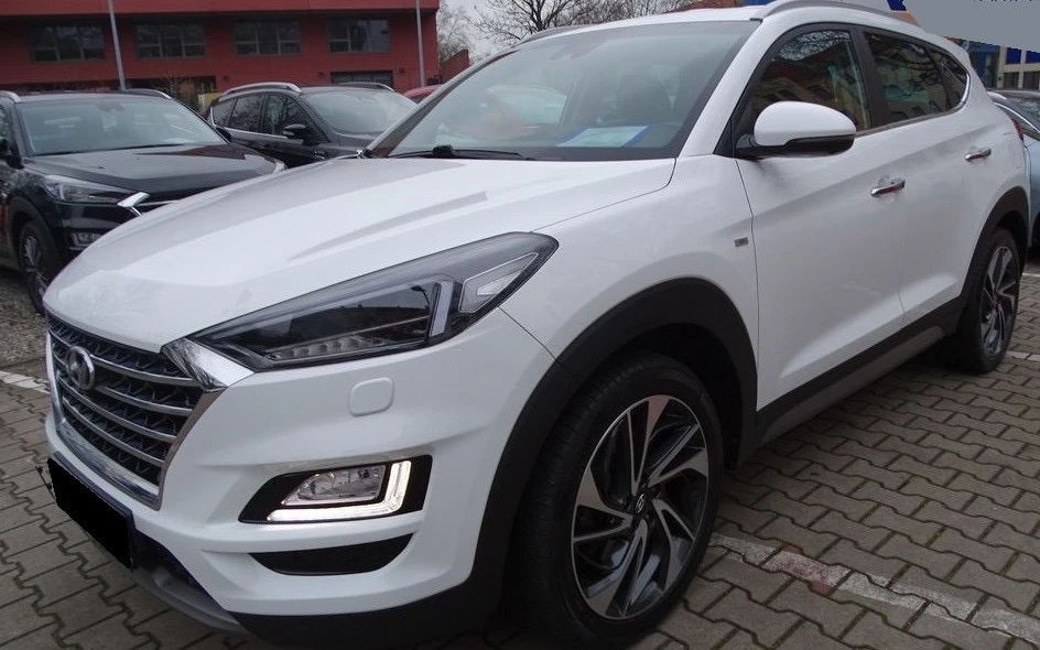 Hyundai Tucson бензин/дизел хибрид= внос Дания - изображение 8