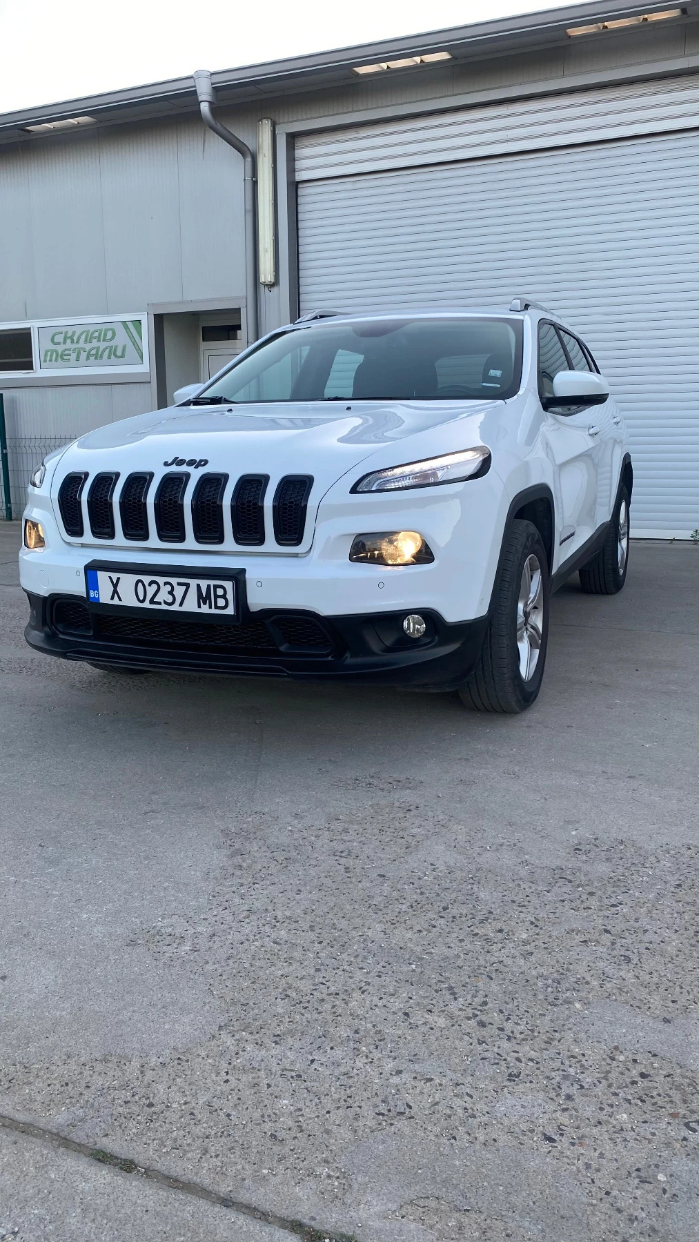 Jeep Cherokee 2.2 Diesel Night Eagle  - изображение 4