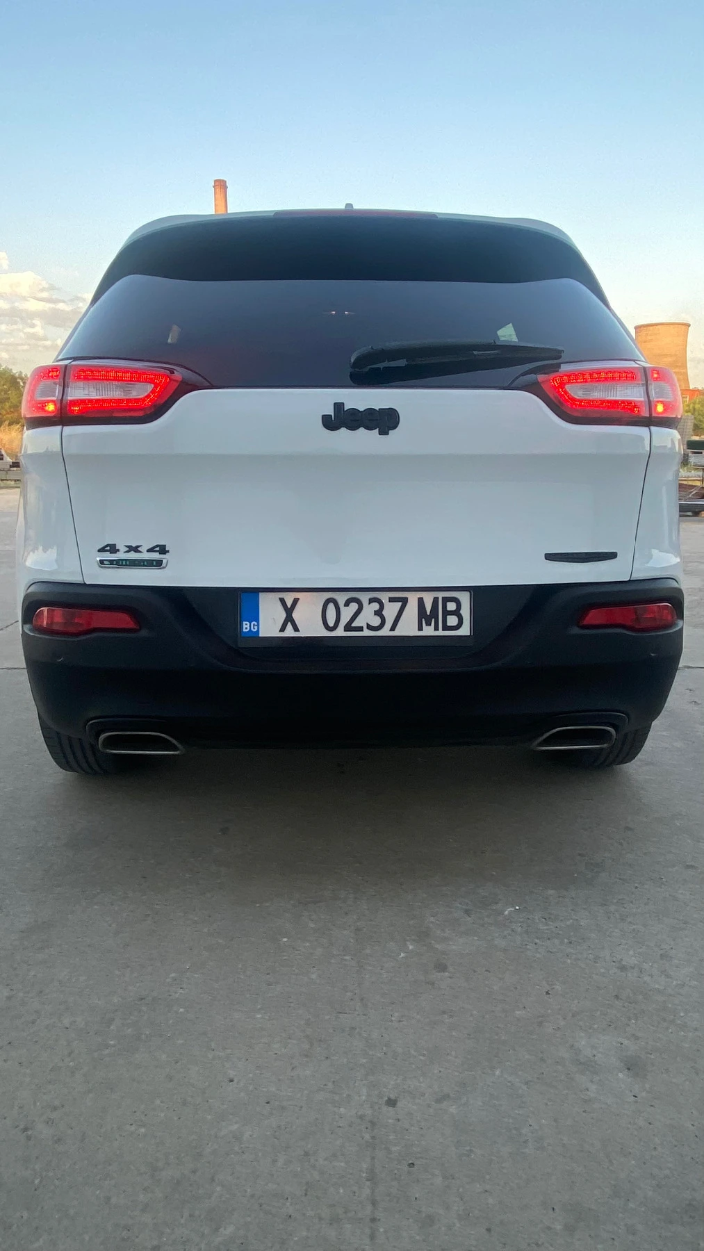 Jeep Cherokee 2.2 Diesel Night Eagle  - изображение 10