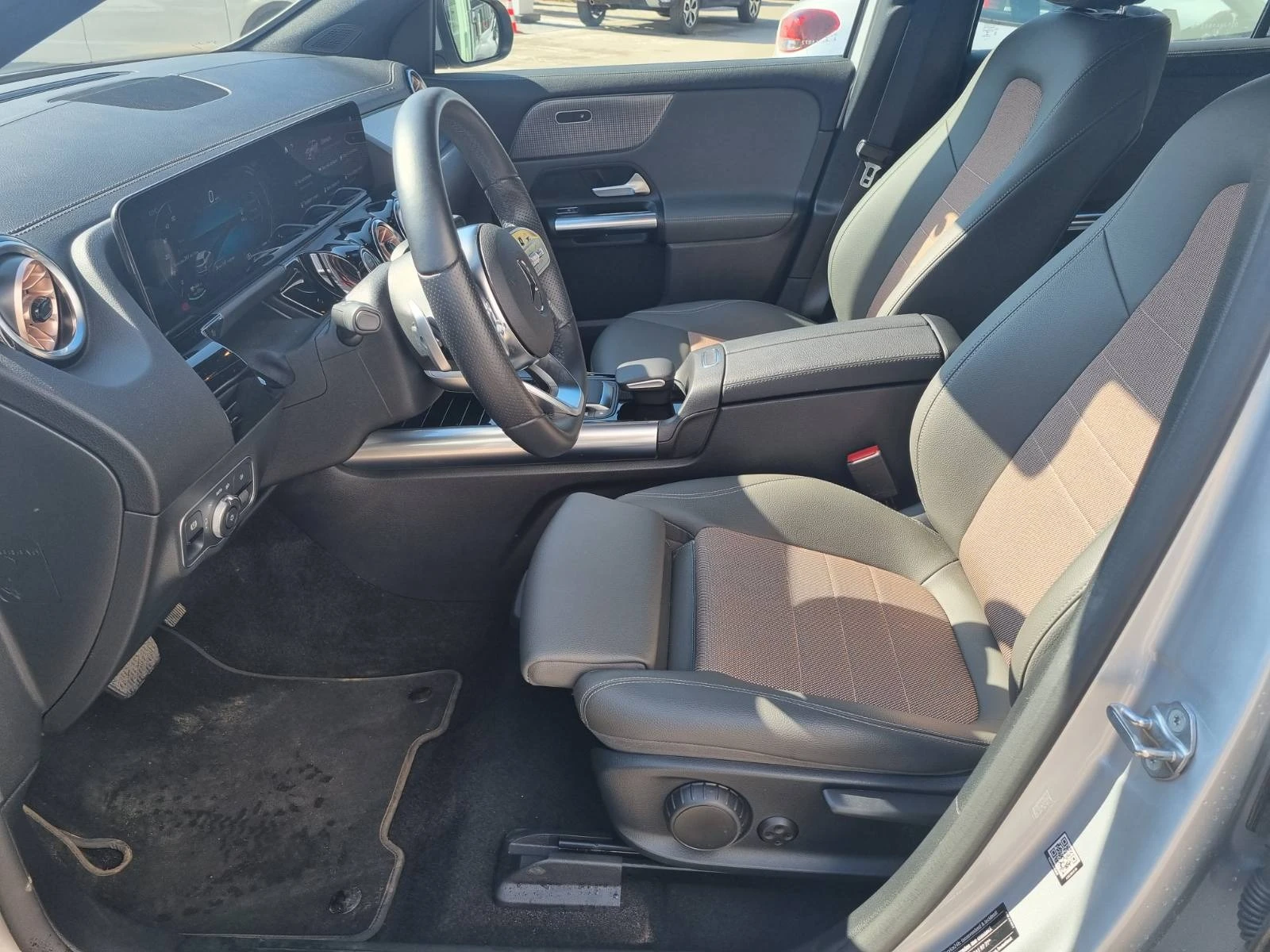 Mercedes-Benz EQA 250 PLUS  | Mobile.bg   15