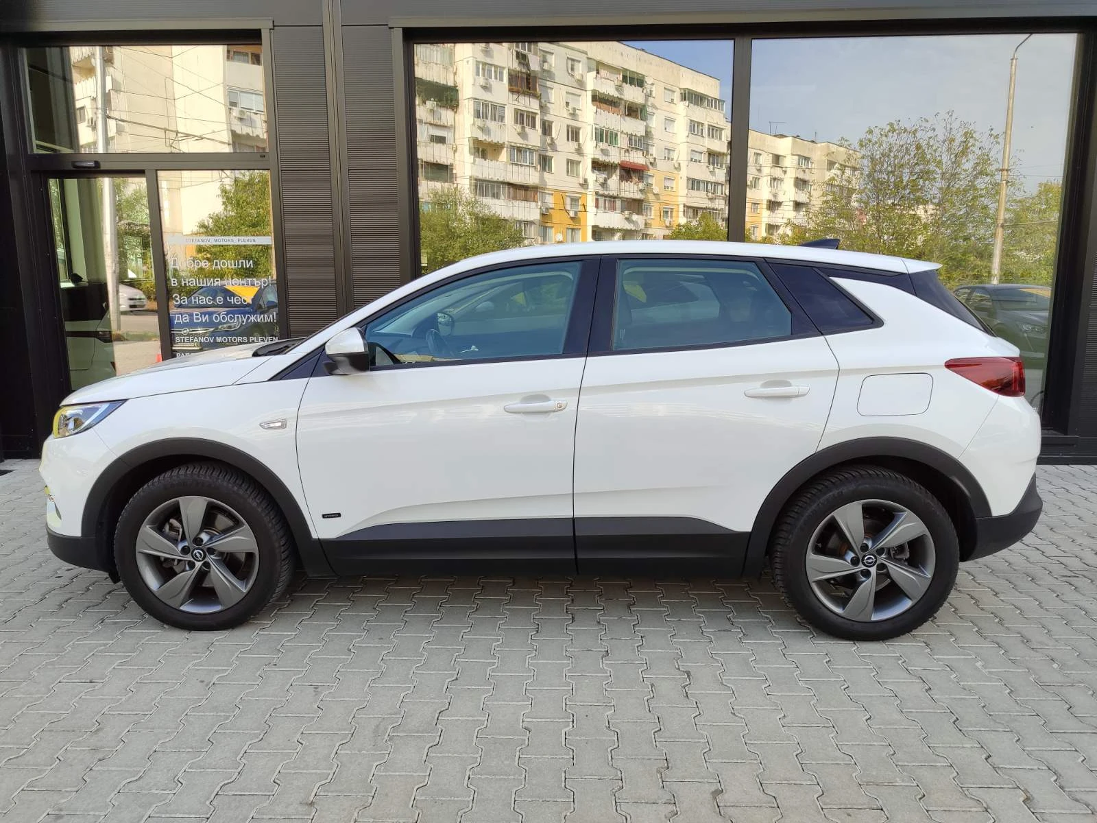 Opel Grandland X Edition Plug-in-Hybrid 1.6 (225HP) AT8 - изображение 4