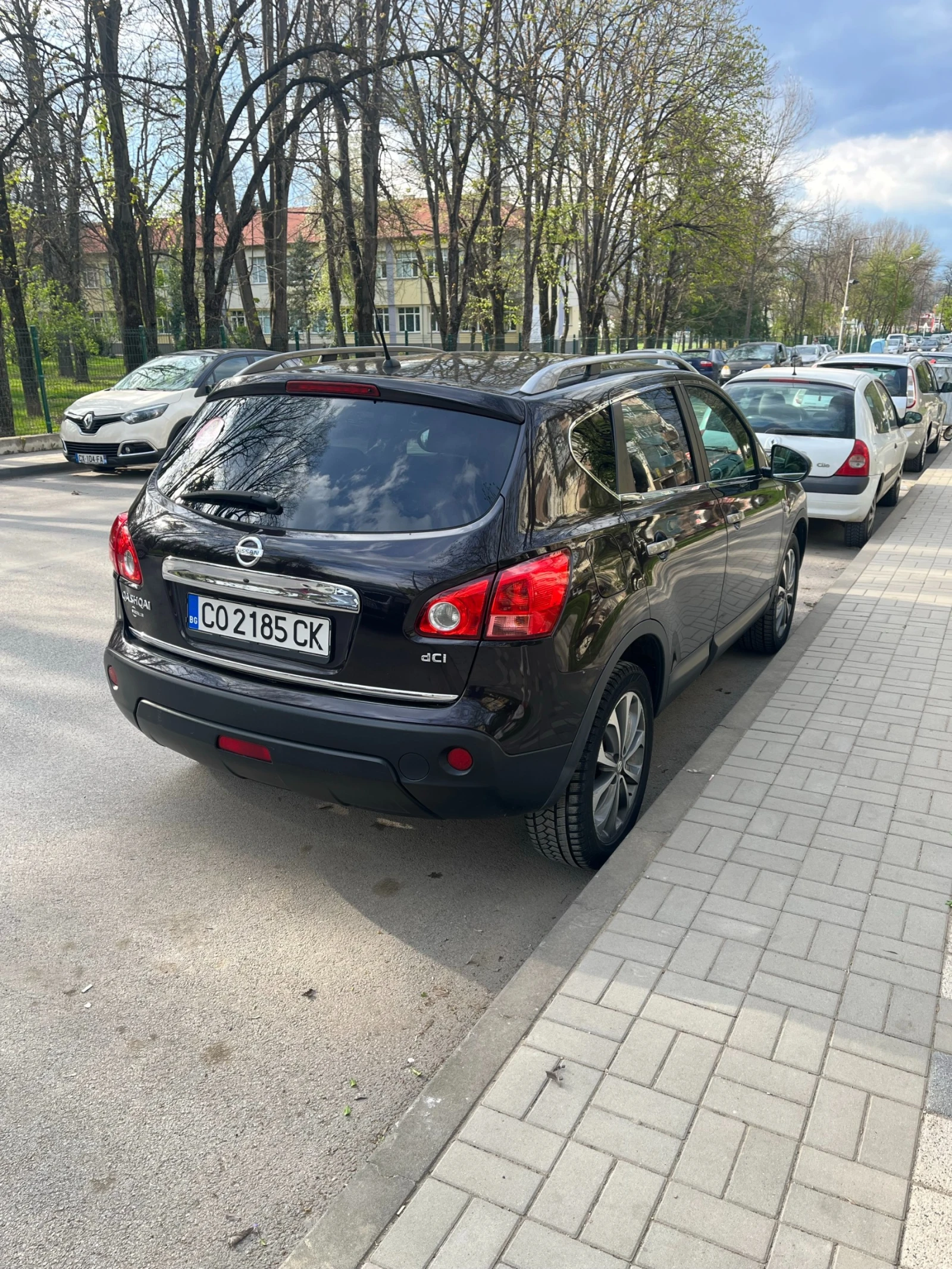 Nissan Qashqai 2.0DCI 4x4 - изображение 2