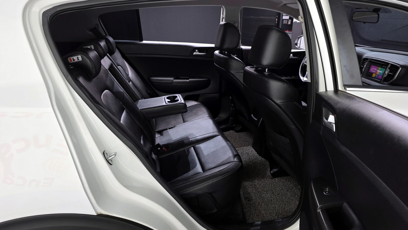 Kia Sportage 2.0 CRDI/4x4/Пълна сервизна история !!! - изображение 8