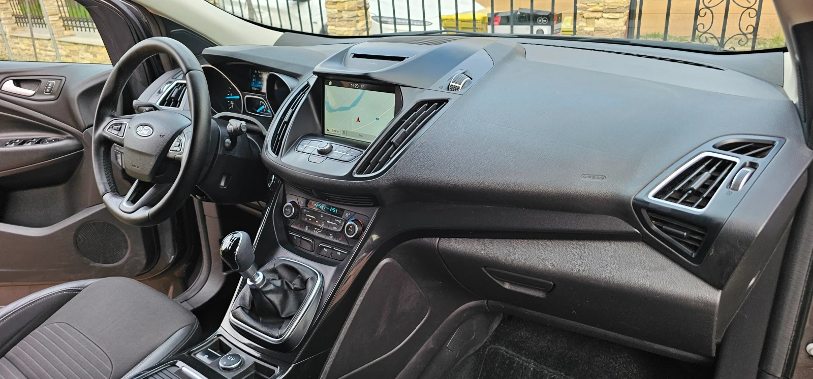 Ford Kuga 2.0 TDCI TITANIUM, снимка 10 - Автомобили и джипове - 54161488