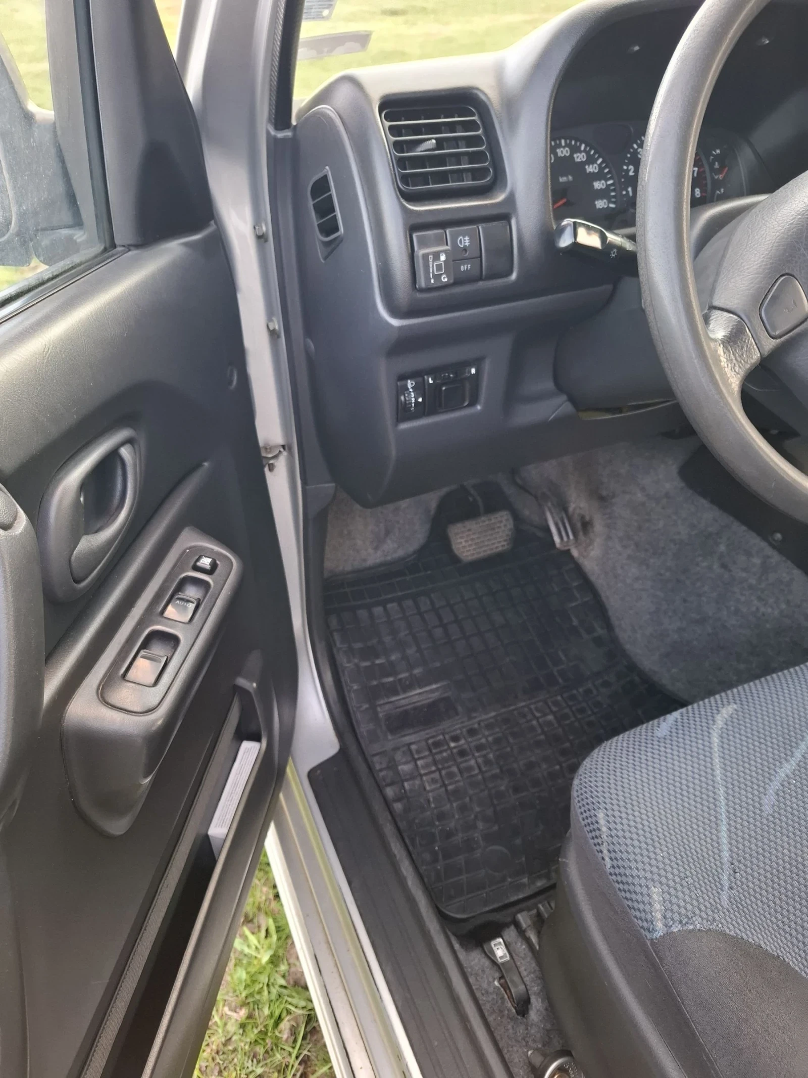 Suzuki Jimny, снимка 8 - Автомобили и джипове - 54285617