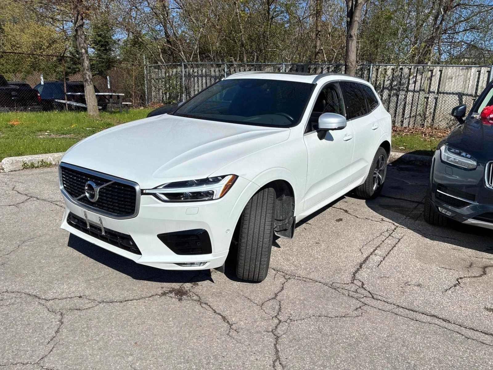Volvo XC60 R-Design/Keyless/Navi/Pano/Camera