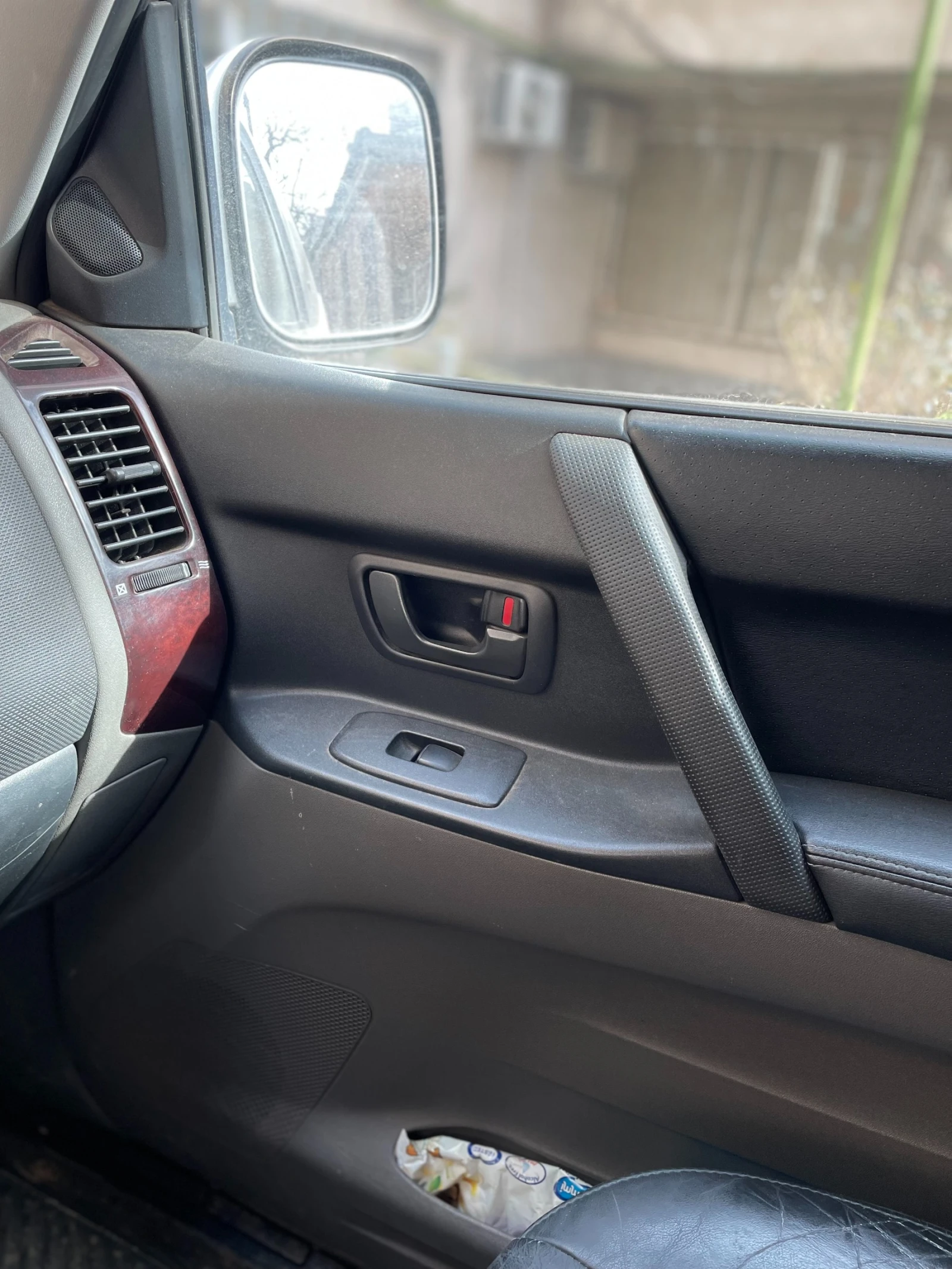 Mitsubishi Pajero, снимка 9 - Автомобили и джипове - 55002748
