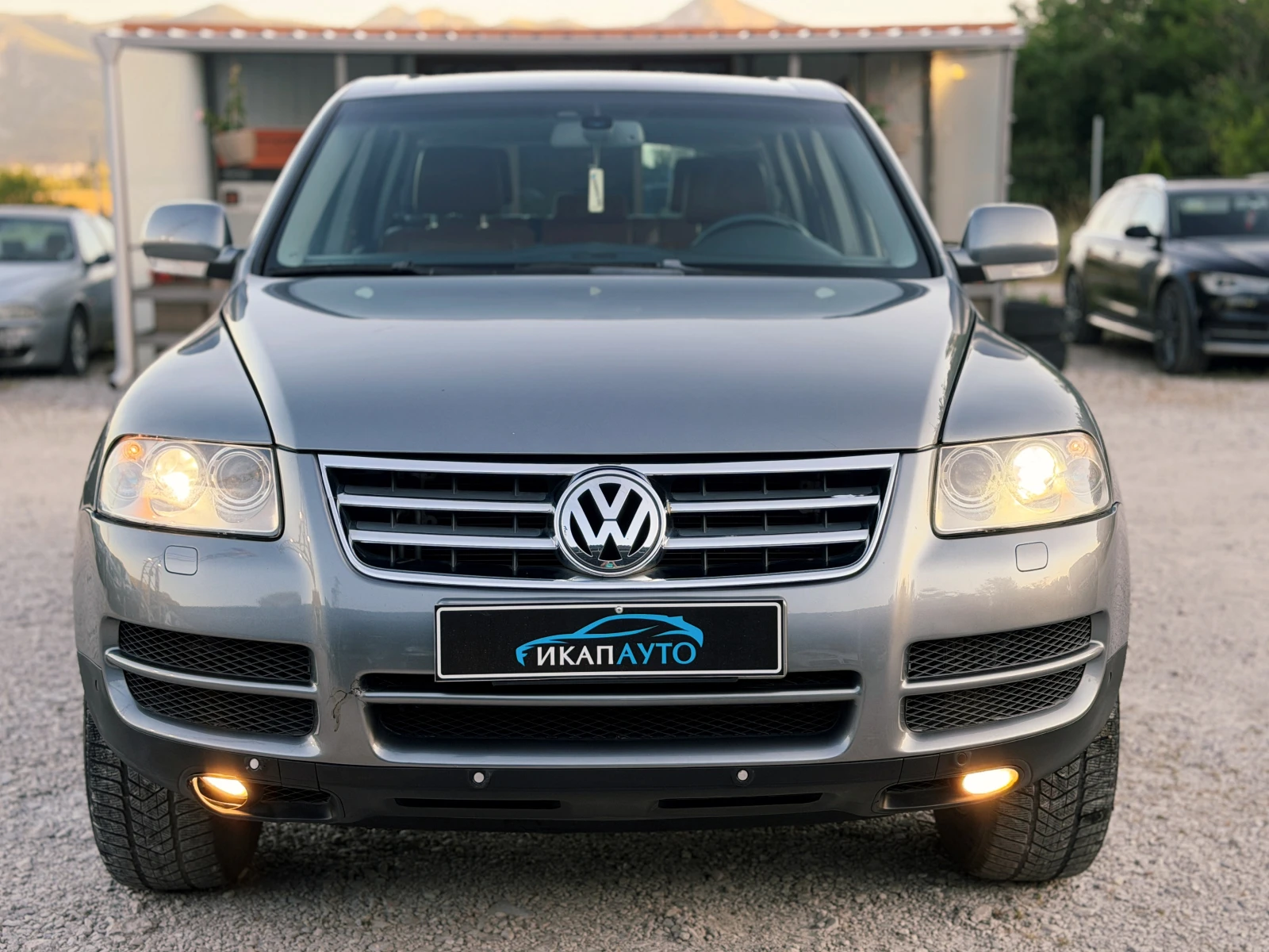 VW Touareg 2.5TDi, снимка 2 - Автомобили и джипове - 55160281