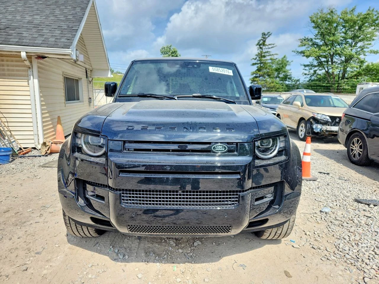 Land Rover Defender 3.0l 110 X-Dynamic Se, снимка 5 - Автомобили и джипове - 55278101