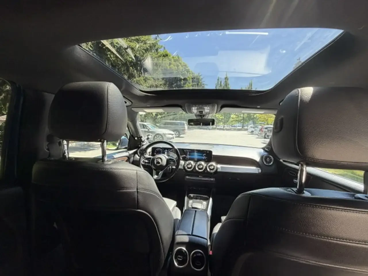 Mercedes-Benz GLB, снимка 14 - Автомобили и джипове - 56227405