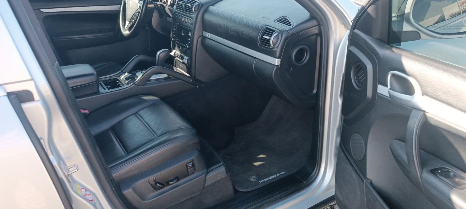 Porsche Cayenne 3.6 VR6, снимка 10 - Автомобили и джипове - 56430614