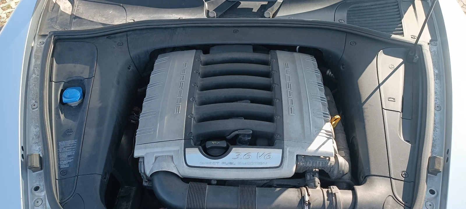 Porsche Cayenne 3.6 VR6, снимка 14 - Автомобили и джипове - 56430614