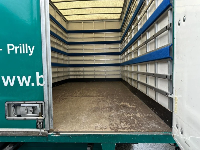 Mercedes-Benz Sprinter 416 * 3.5тона* 4.40м.* ШВЕЙЦАРИЯ* , снимка 14 - Бусове и автобуси - 52564348