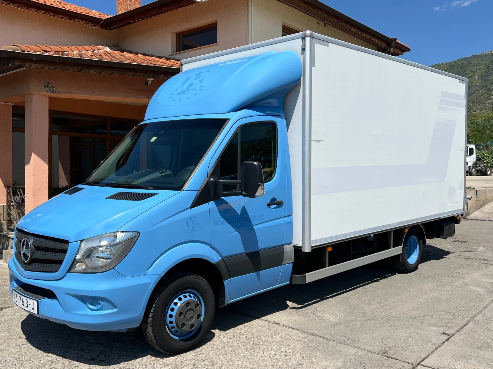 Mercedes-Benz Sprinter 516 EURO6 , Дв Гума , 3500кг , Клима , 4, 50м , Падащ  - изображение 2