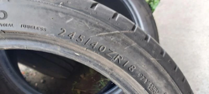 Гуми Летни 245/40R18, снимка 7 - Гуми и джанти - 33538494