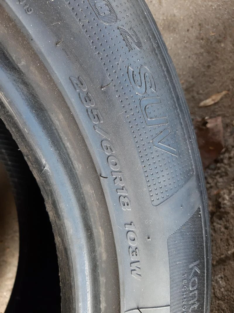 Гуми Летни 235/60R18, снимка 3 - Гуми и джанти - 36575096