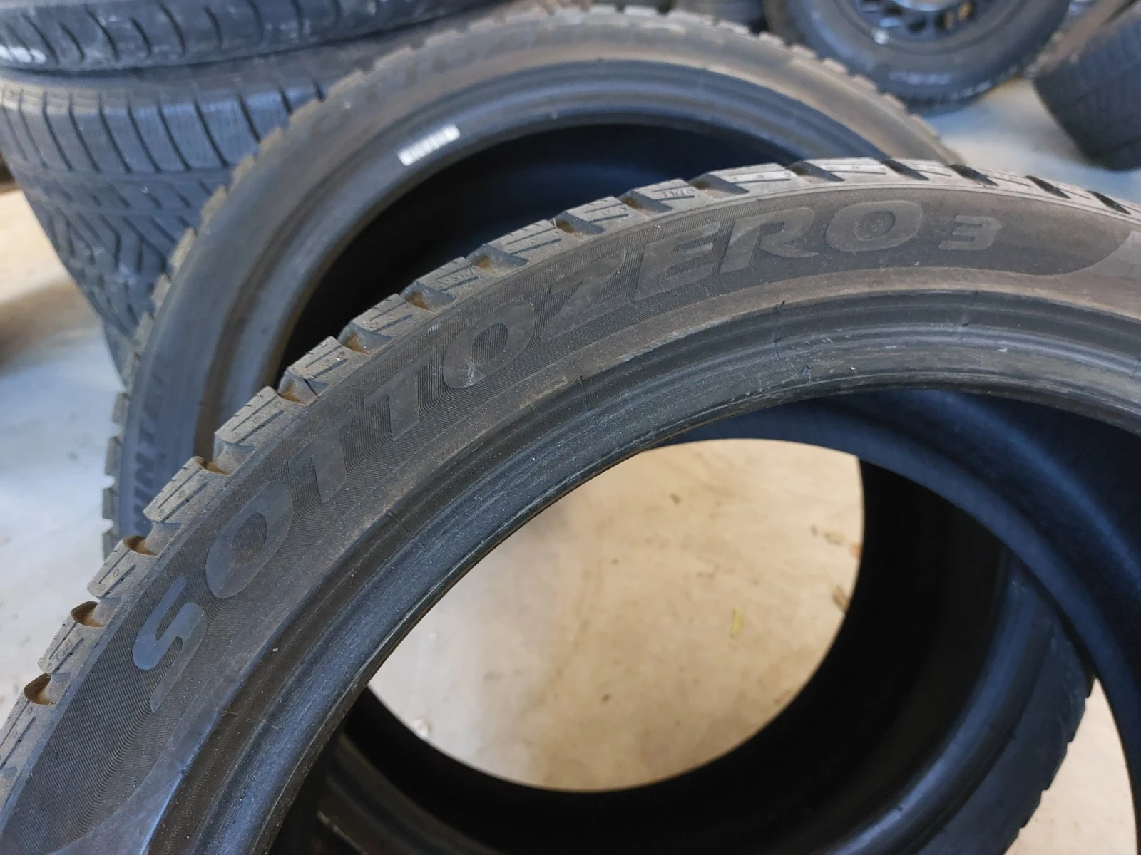  235/40R19 | Mobile.bg   6