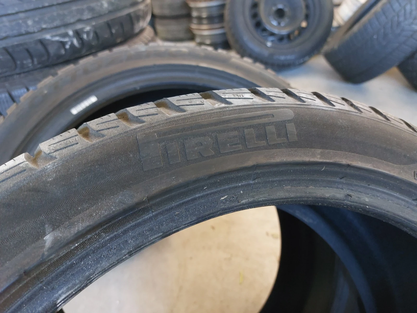  235/40R19 | Mobile.bg   4