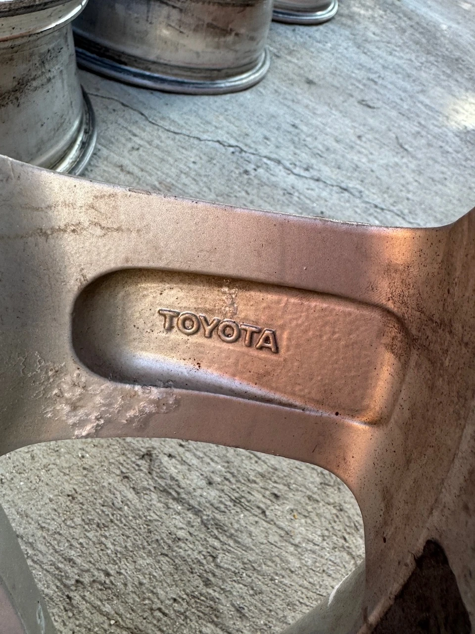   Lexus | Mobile.bg   7