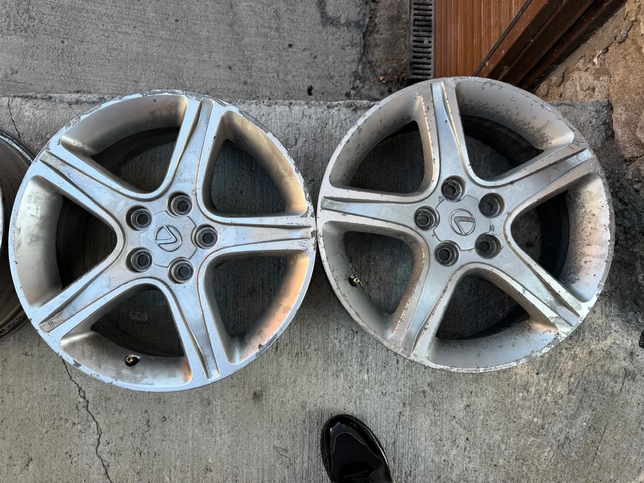   Lexus | Mobile.bg   4