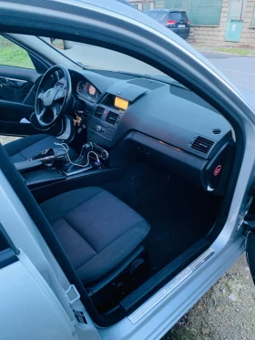 Mercedes-Benz C 200, снимка 14