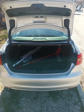 VW Jetta - 7500 € / 14668.73 лв. - 43196655 5