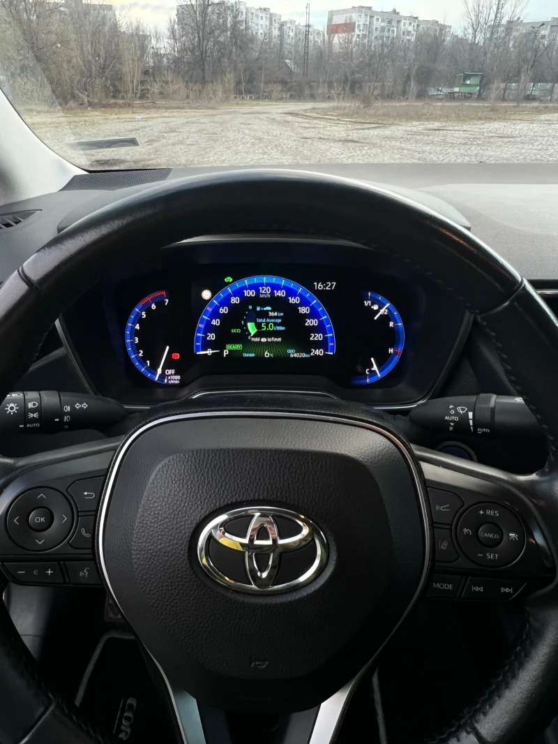 Toyota Corolla Hybrid Executive Plus, снимка 13 - Автомобили и джипове - 48251621