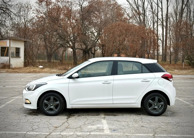 Hyundai I20 1.2 Active / 84кс / Euro6 / Нови зимни гуми /, снимка 8 - Автомобили и джипове - 48346511