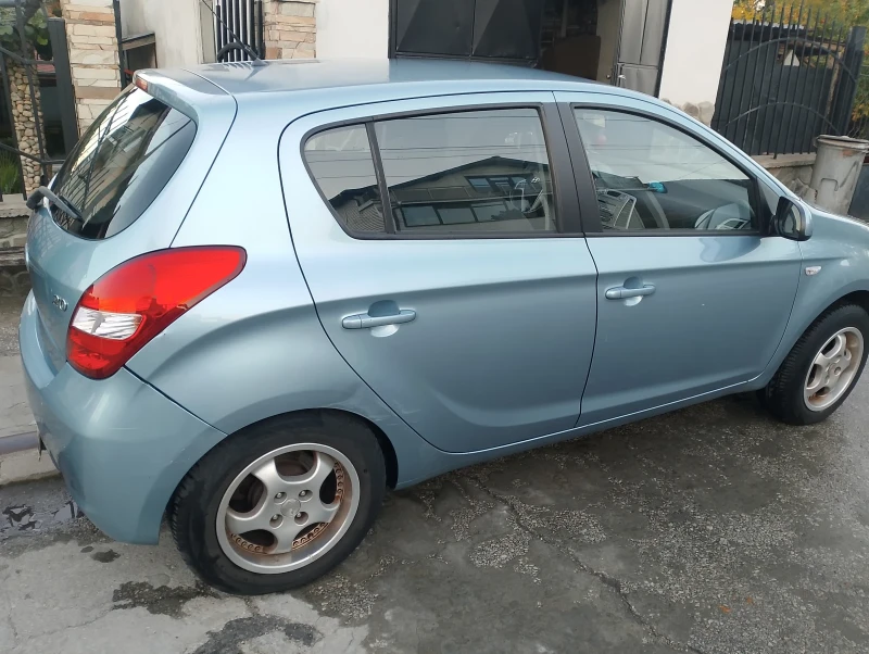 Hyundai I20, снимка 3 - Автомобили и джипове - 48884559