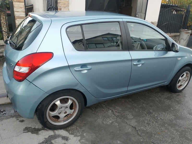 Hyundai I20, снимка 2 - Автомобили и джипове - 48884559