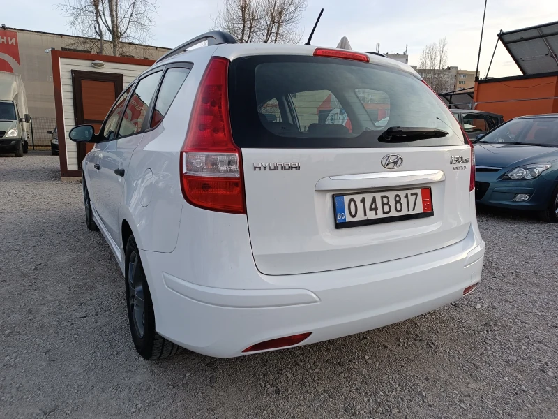 Hyundai I30 1.6 I. 6 Скорости, снимка 3 - Автомобили и джипове - 49445685