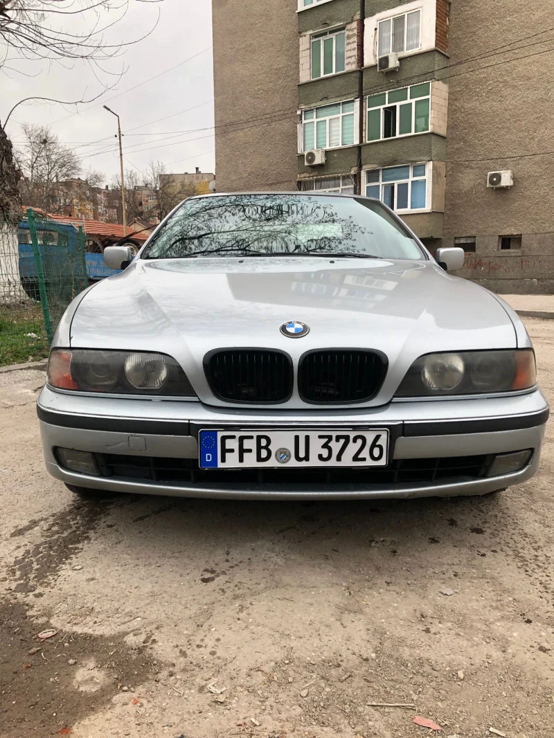 BMW 523, снимка 3 - Автомобили и джипове - 49610179