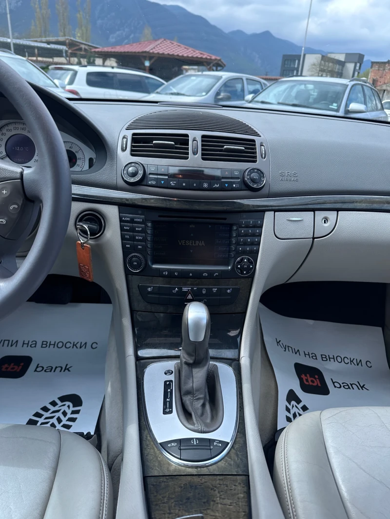 Mercedes-Benz E 320 4MATIC 3.2i GAZ - КЛИМАТРОНИК, снимка 12 - Автомобили и джипове - 49763050