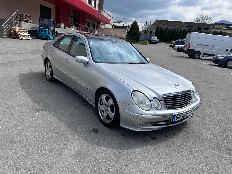 Mercedes-Benz E 320 4MATIC 3.2i GAZ - КЛИМАТРОНИК, снимка 3 - Автомобили и джипове - 49763050