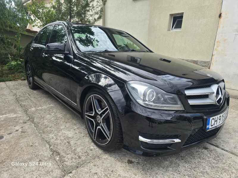 Mercedes-Benz C 300 AMG 4Matic, снимка 3 - Автомобили и джипове - 51855314