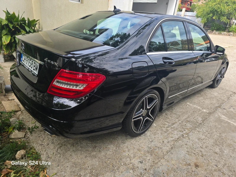 Mercedes-Benz C 300 AMG 4Matic, снимка 4 - Автомобили и джипове - 51855314