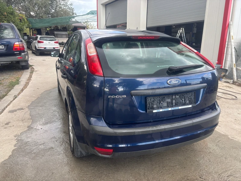 Ford Focus 1.4 Trend, снимка 5 - Автомобили и джипове - 51858013