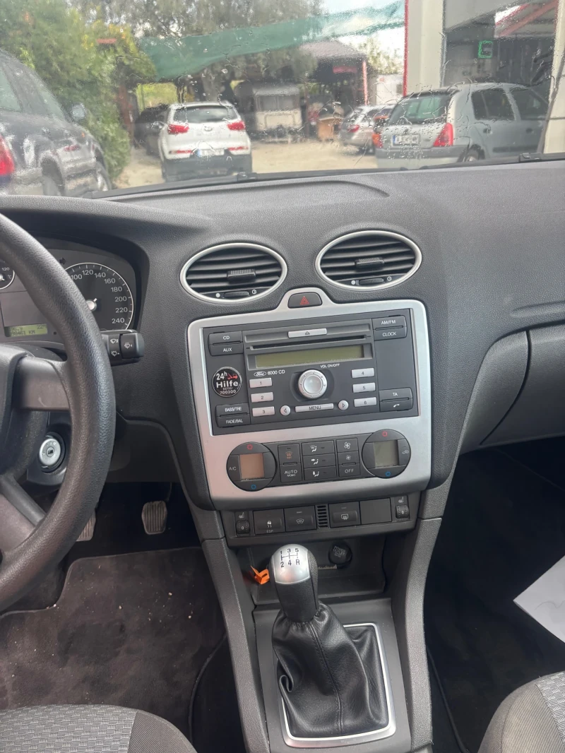 Ford Focus 1.4 Trend, снимка 12 - Автомобили и джипове - 51858013