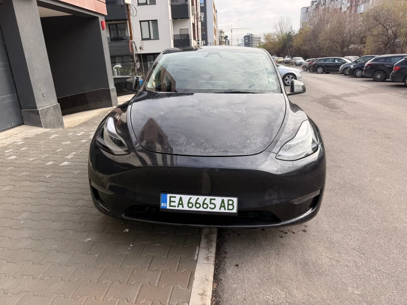 Tesla Model Y 2024 LFP 34000 km