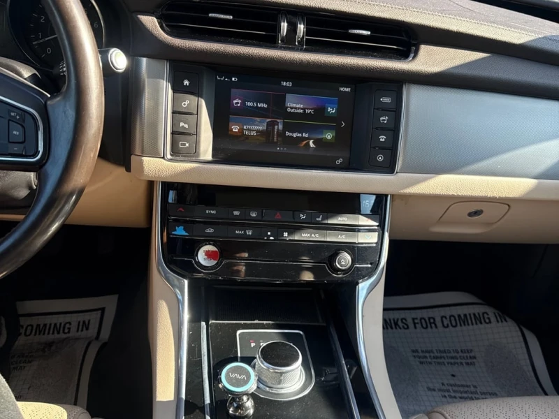 Jaguar Xf * Prestige * CARFAX * БЕЗ ПЪРВОНАЧАЛНА ВНОСКА, снимка 9 - Автомобили и джипове - 52697669