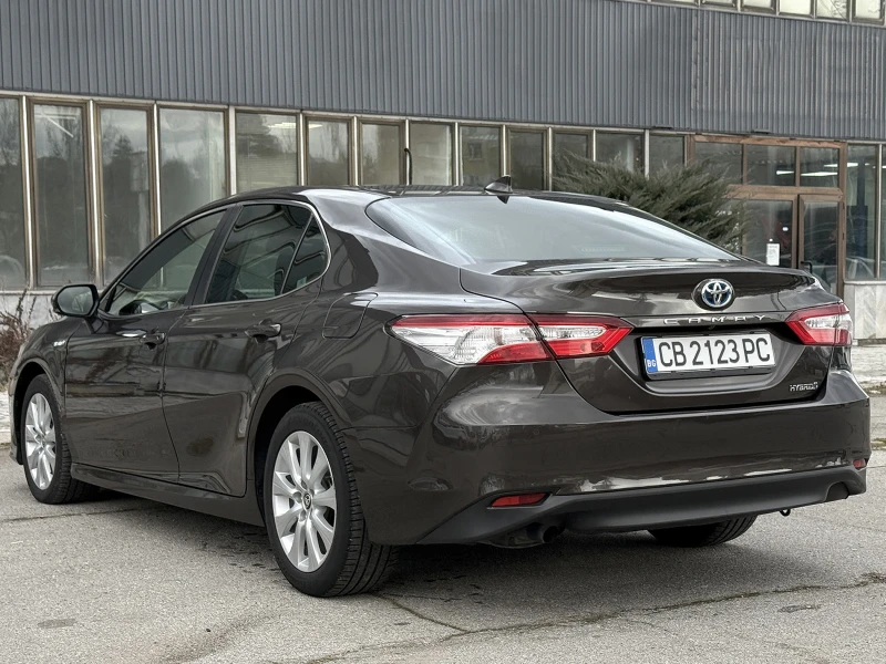 Toyota Camry 2.5 Dual VVTI Hybrid, снимка 6 - Автомобили и джипове - 53032824