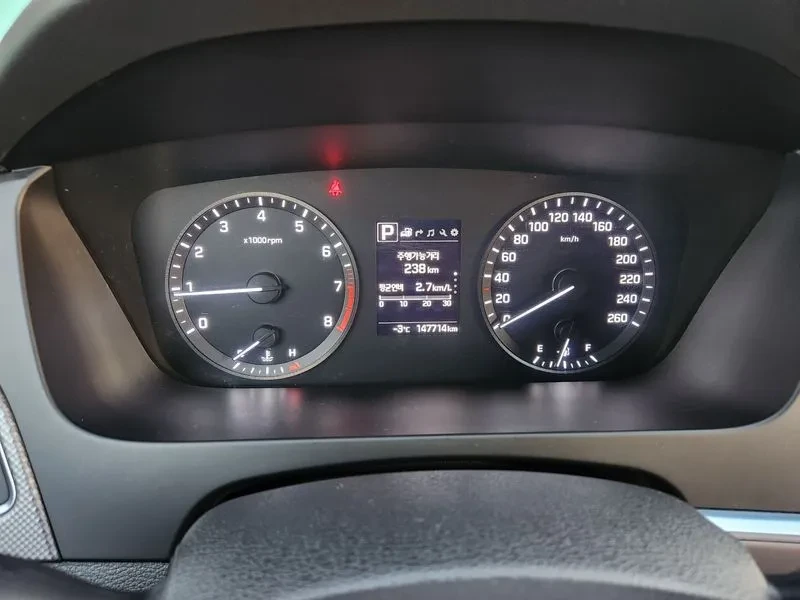 Hyundai Sonata 2.0 Style Special, снимка 12 - Автомобили и джипове - 53771058