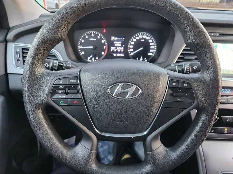 Hyundai Sonata 2.0 Style Special, снимка 11 - Автомобили и джипове - 53771058