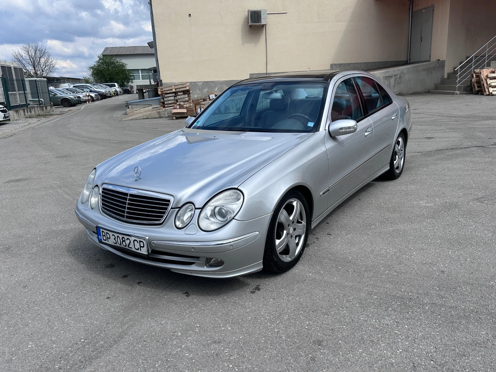 Mercedes-Benz E 320 4MATIC 3.2i GAZ - КЛИМАТРОНИК, снимка 1