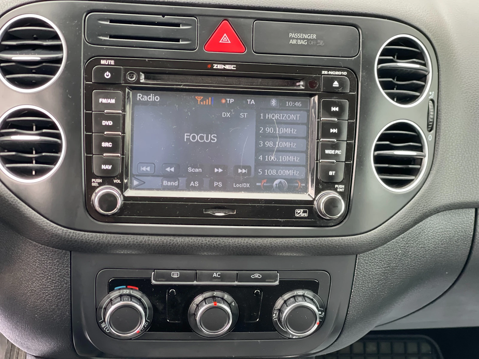 VW Golf Plus 1.4i, снимка 13 - Автомобили и джипове - 44822526